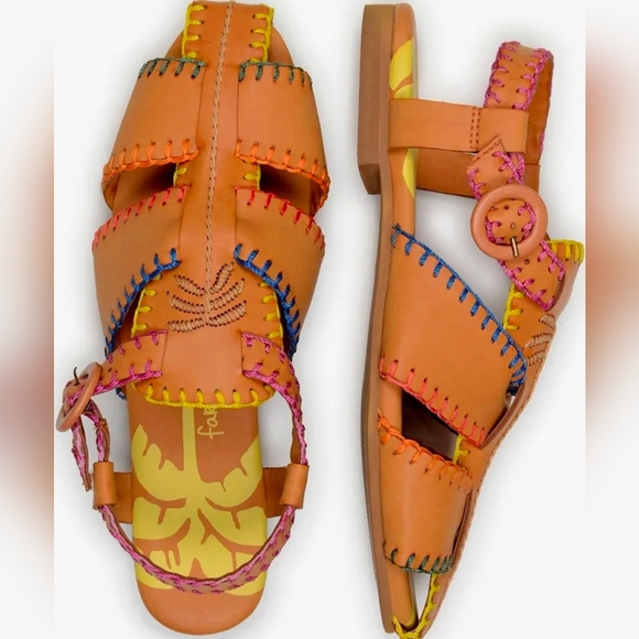 FARM Rio Shoes - NWT Farm Rio Caramel Tan Whipstitch Fisherman Sandals Palm Tree Adjustable Strap